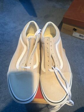 Vans Old Skool sneakers.  Size 11.5. New